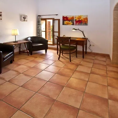 Rustikale, Klimatisierte Mit Pool Semesterbostad